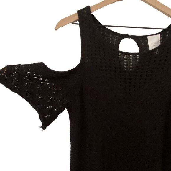 Lauren Conrad Large Black Knit Cold Shoulder Sweater - Picture 4 of 9